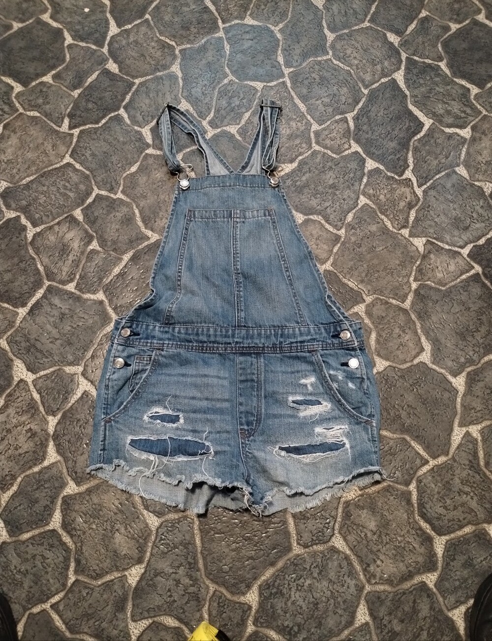 American Eagle women's denim short overalls size small VINTAGE Y2K
